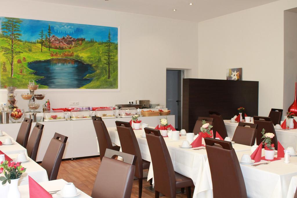 Aariana Hotel Offenbach am Main Buitenkant foto